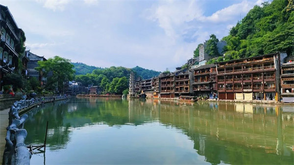 “湘”約鳳凰，相守未來——2022博皓快樂湖南行    -24