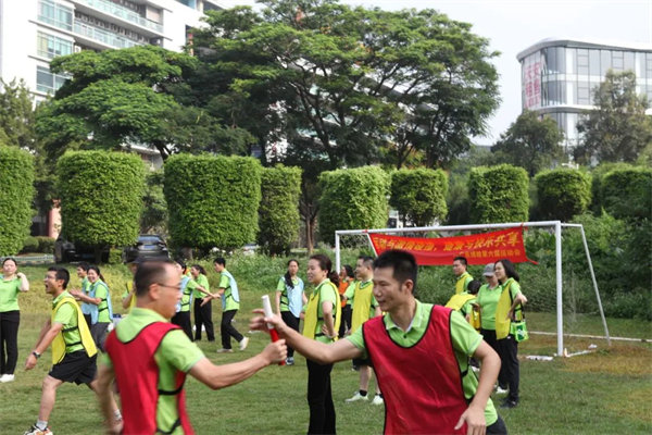 運(yùn)動(dòng)與激情碰撞，健康與快樂共享—廣東博皓第六屆運(yùn)動(dòng)會(huì)   -傳統(tǒng)接力賽